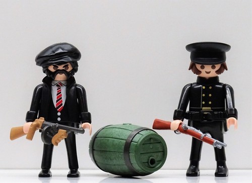 Gangster police prohibition - +,